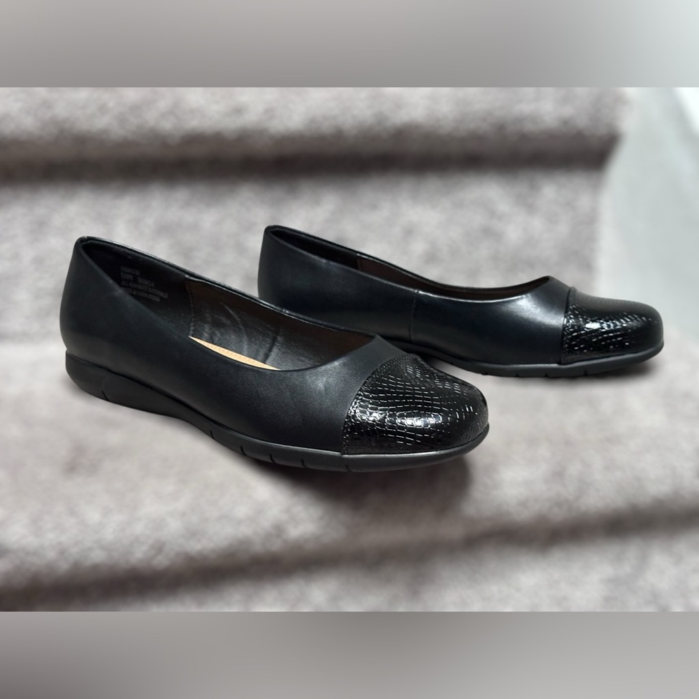 NEW Comfortview The Fay Black Reptile Cap Toe Slip On WIDE Flats Women’s 9.5WW - Picture 3 of 10